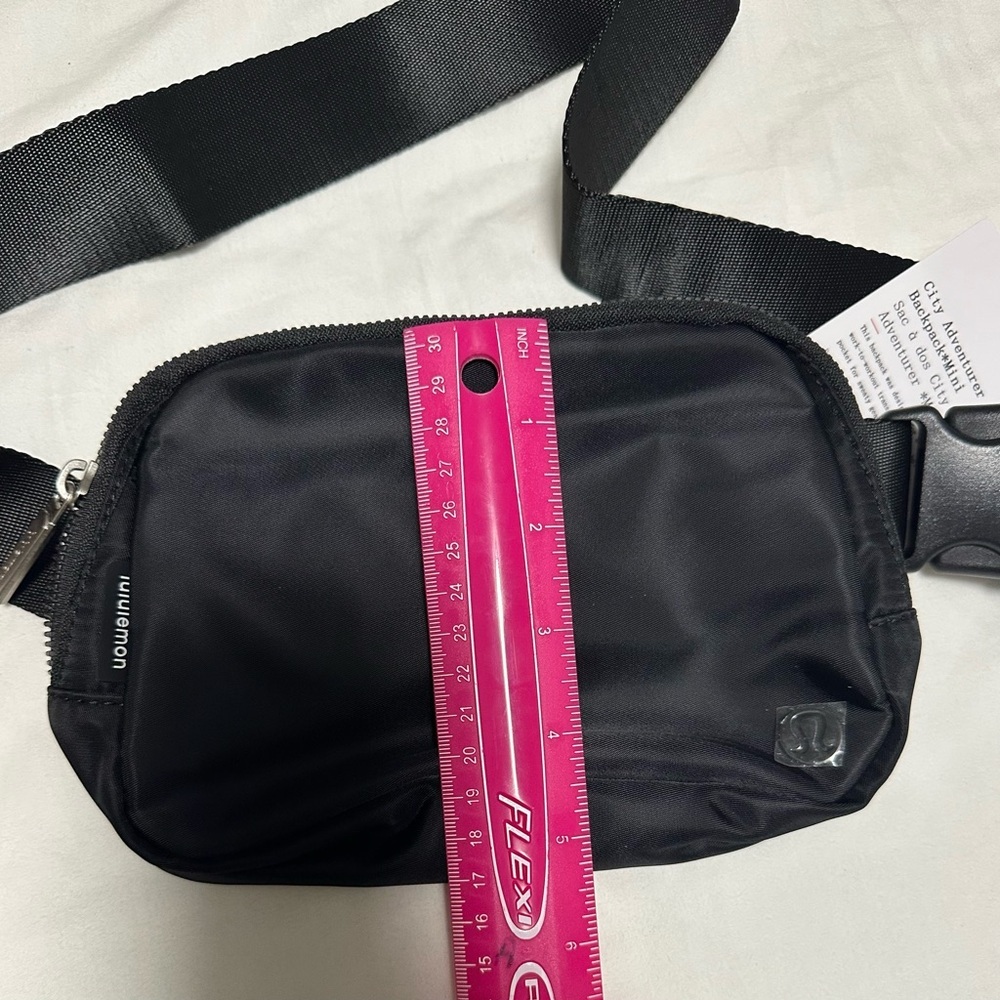 Lululemon Athletica Black Crossbody Bag - Picture 7 of 9
